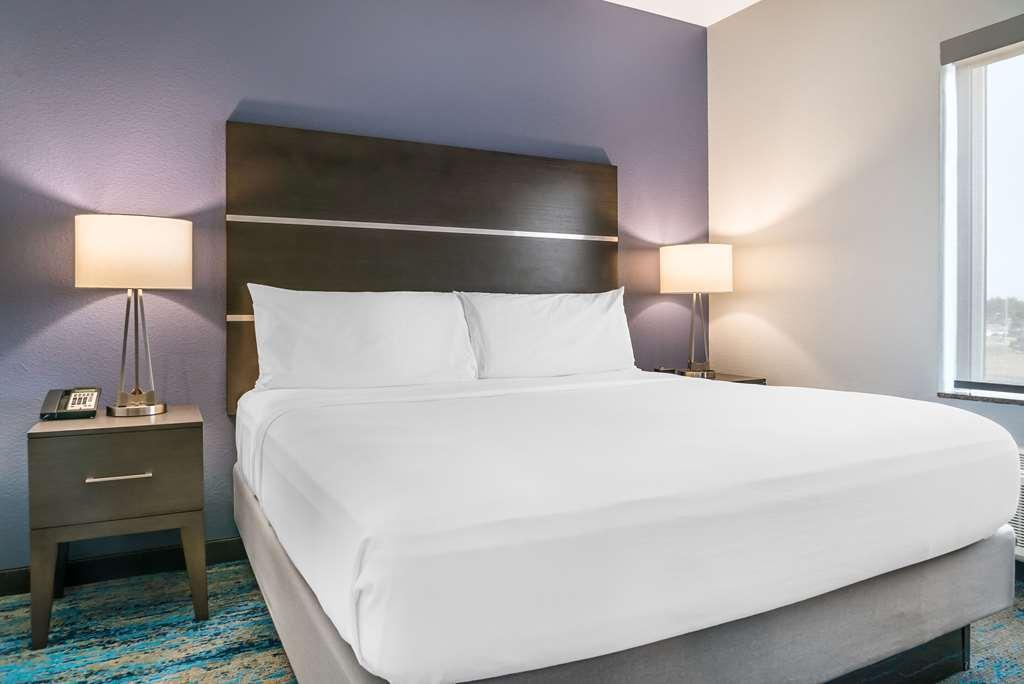 Comfort Inn & Suites Adrian Quarto foto